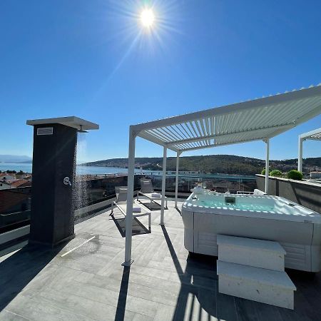 Sky Garden Trogir Apartamento Exterior foto