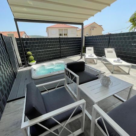 Sky Garden Trogir Apartamento Exterior foto