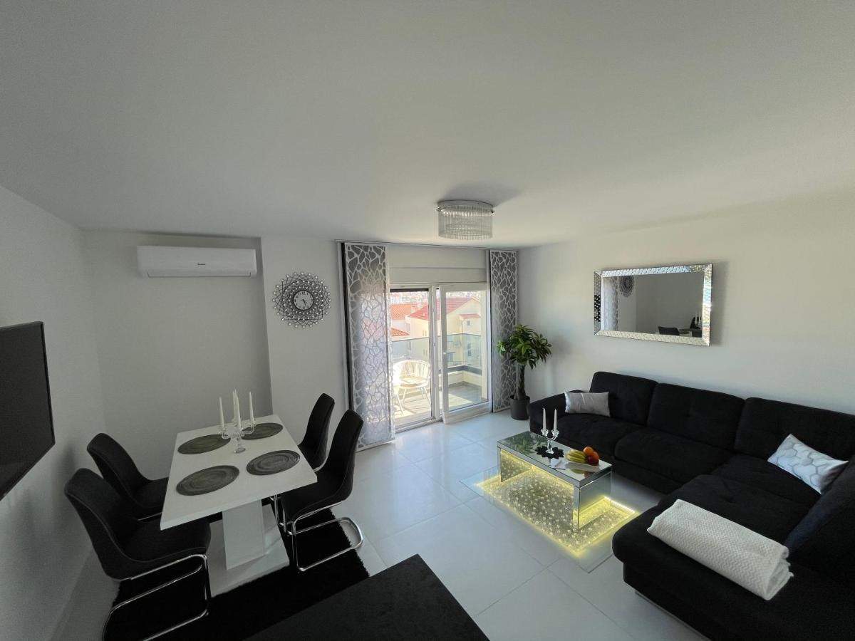 Sky Garden Trogir Apartamento Exterior foto