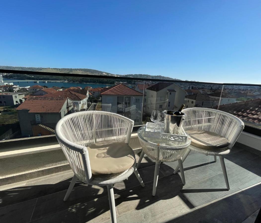 Sky Garden Trogir Apartamento Exterior foto