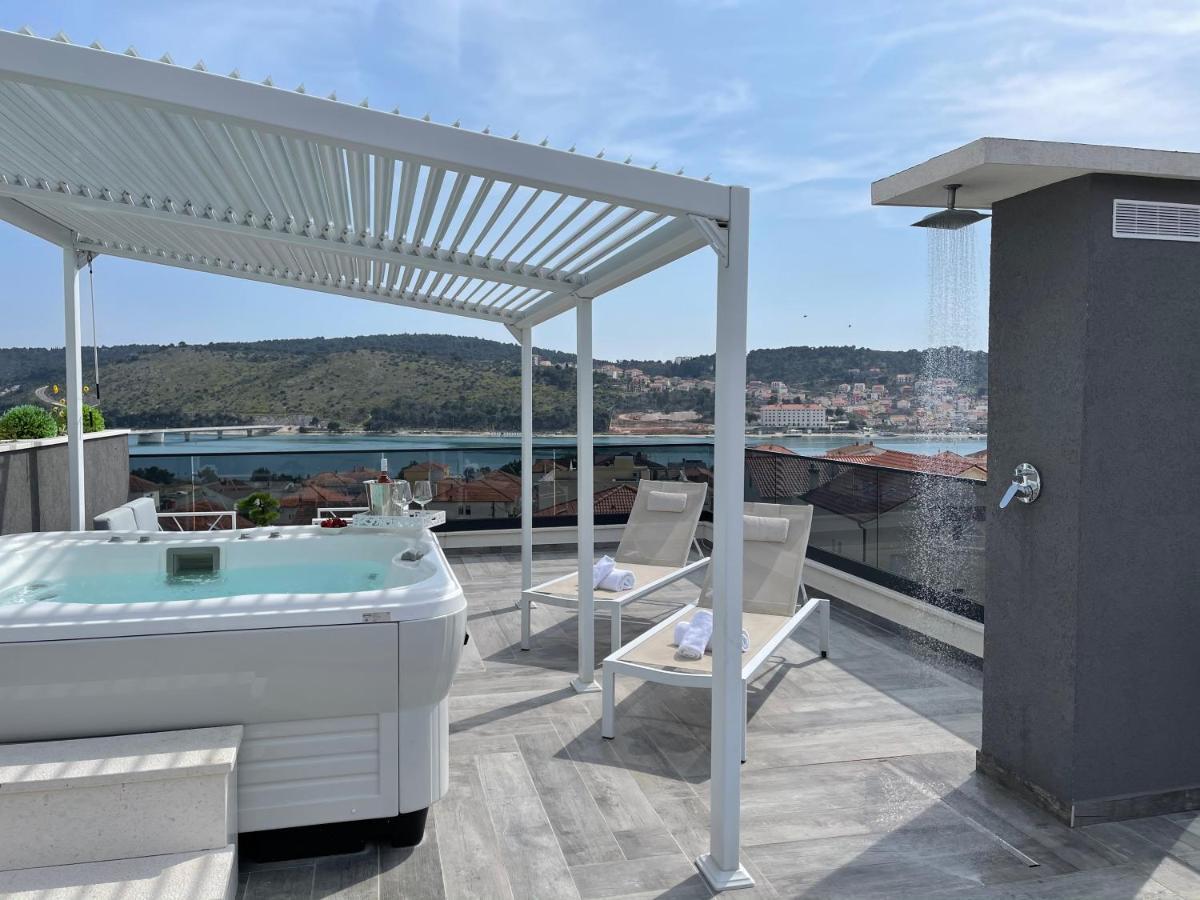 Sky Garden Trogir Apartamento Exterior foto