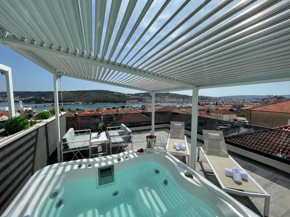 Sky Garden Trogir Apartamento Exterior foto