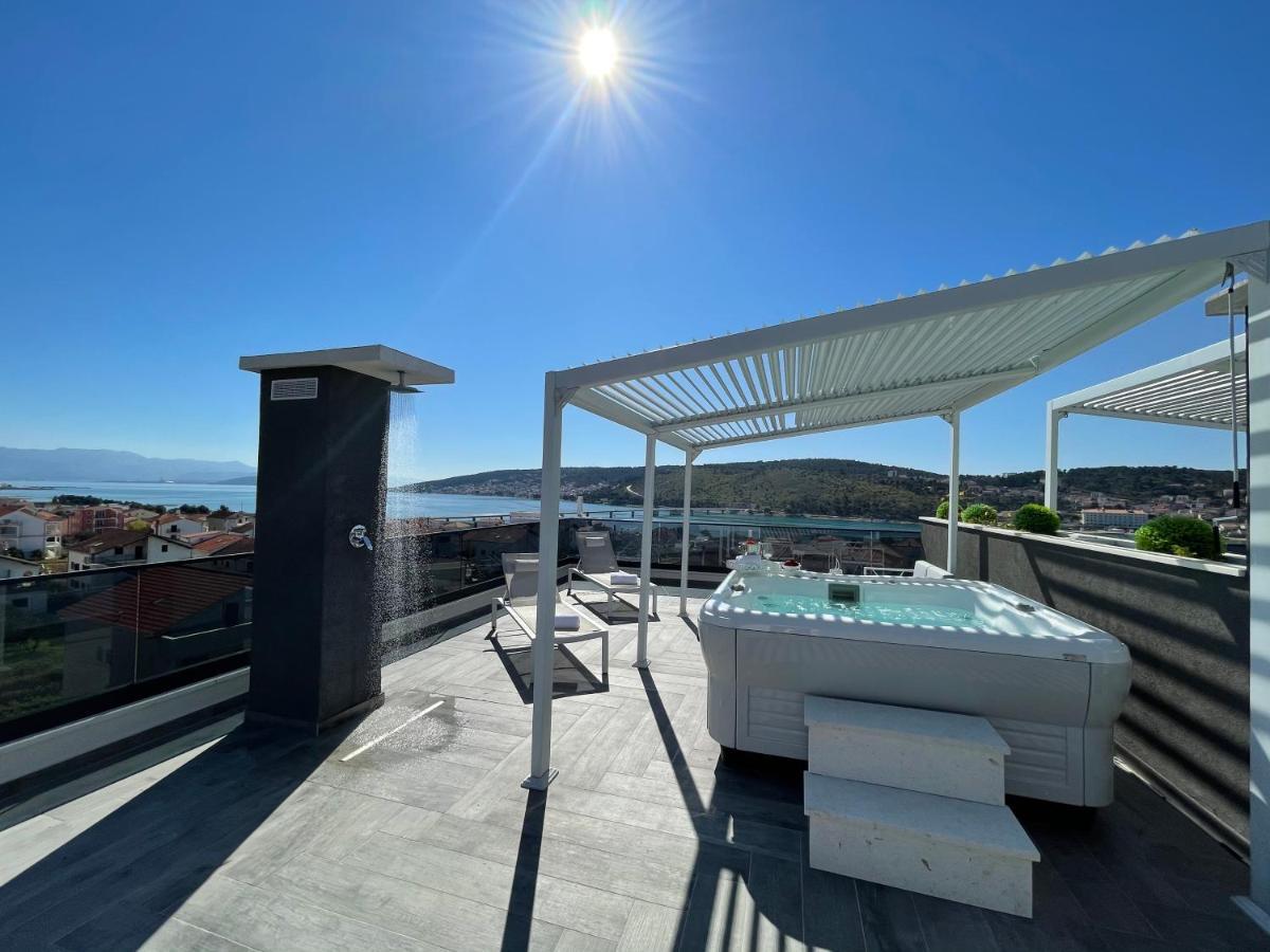 Sky Garden Trogir Apartamento Exterior foto