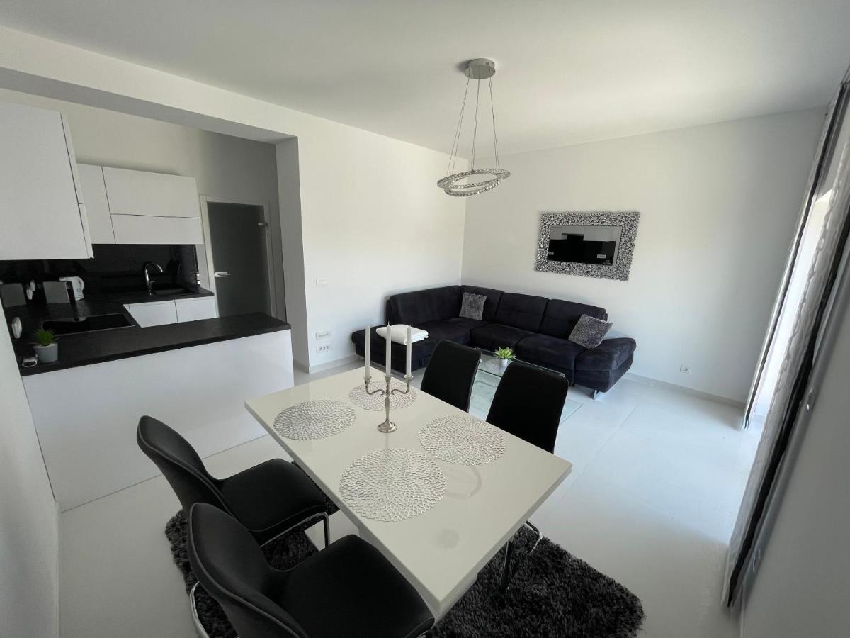 Sky Garden Trogir Apartamento Exterior foto