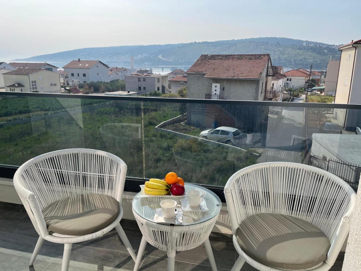 Sky Garden Trogir Apartamento Exterior foto