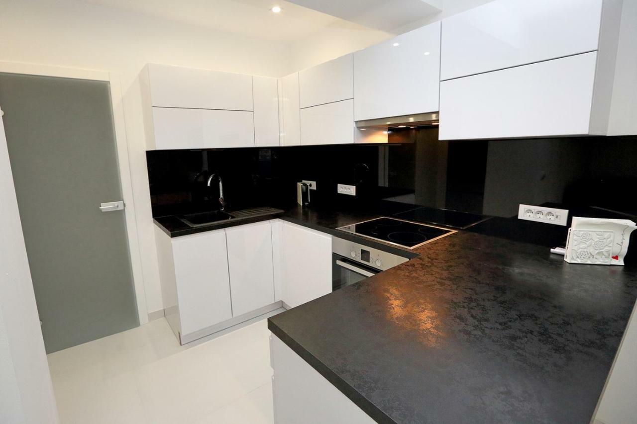 Sky Garden Trogir Apartamento Exterior foto